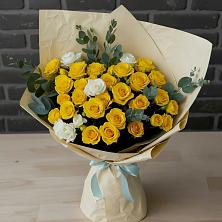 Букет цветов из:  Розы в Ожерелье