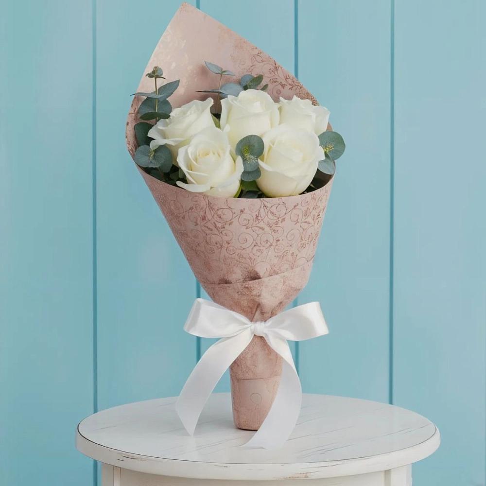 Букет цветов из: Розы в Ожерелье