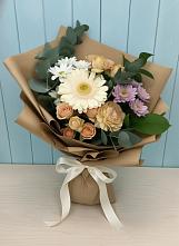 Букет цветов из:  Герберы и Хризантемы в Ожерелье