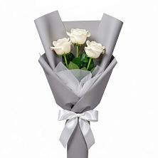 Букет 3 белые розы в Ожерелье