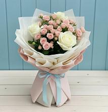 Букет цветов из:  Розы #REPLACE_PRED# Ожерелье