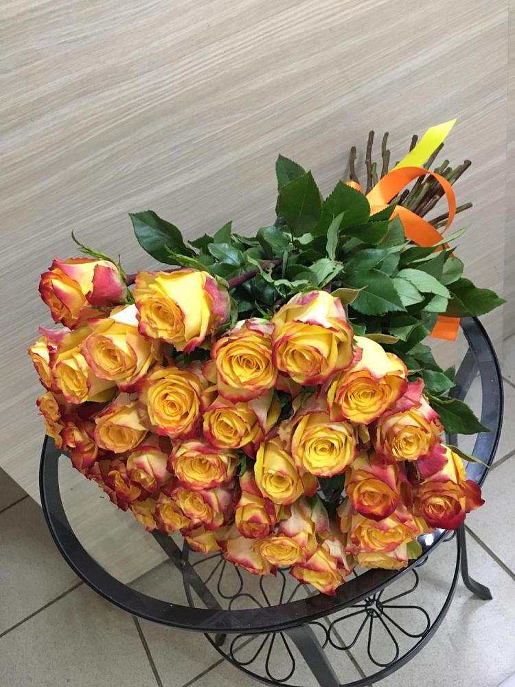 Букет Желтые розы в Ожерелье