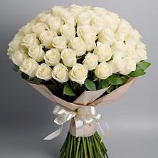 Букет 101 беля роза Белоснежка в Ожерелье