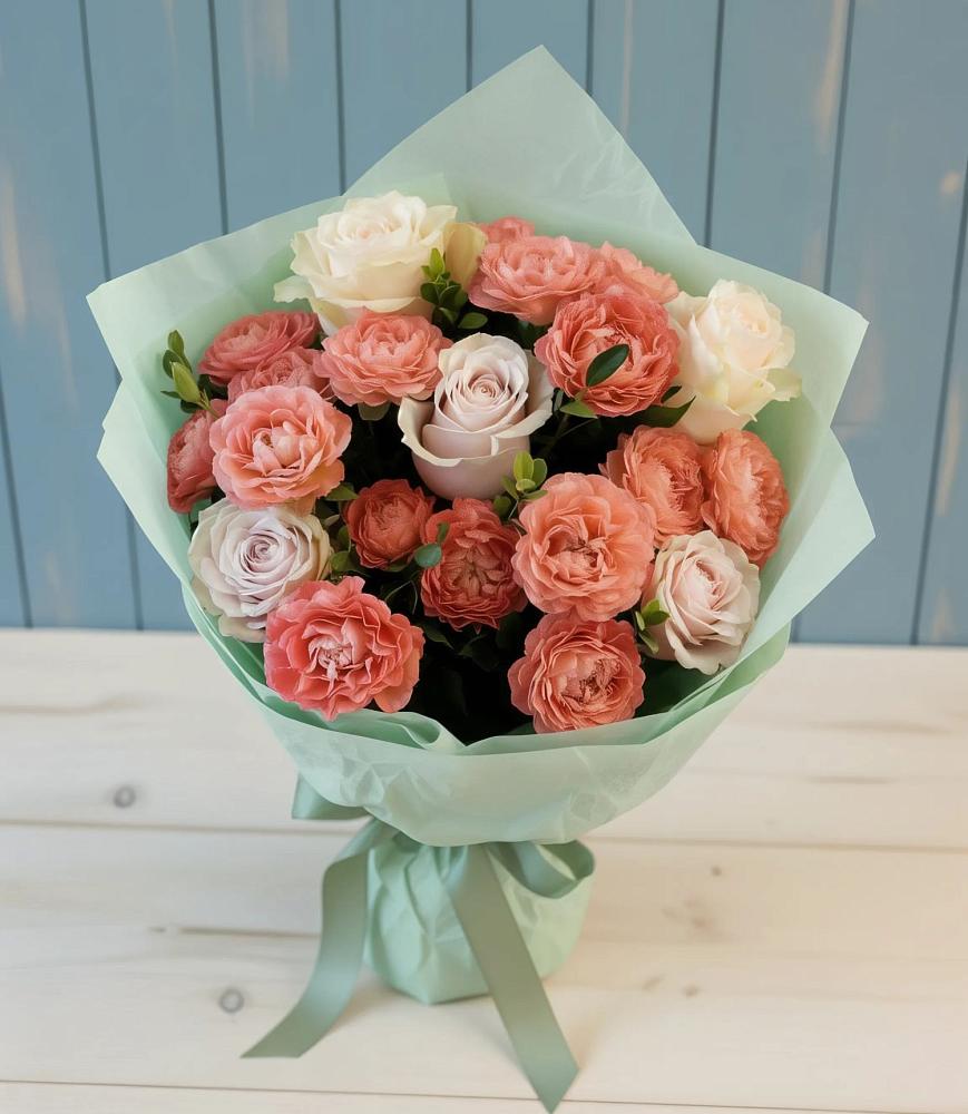 Букет цветов из: Розы в Ожерелье