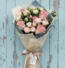 Букет цветов из:  Розы в Ожерелье