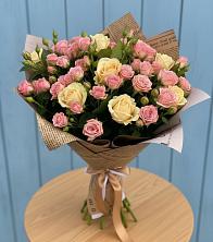 Букет цветов из:  Розы в Ожерелье