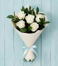 Букет цветов из:  Розы в Ожерелье