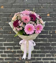 Букет цветов из:  Герберы и Хризантемы в Ожерелье