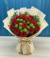 Букет цветов из:  Розы и Хризантемы в Ожерелье