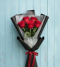 Букет цветов из:  Розы в Ожерелье