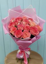 Букет 15 Розовых роз Равель в Ожерелье
