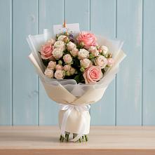 Букет цветов из:  Розы в Ожерелье
